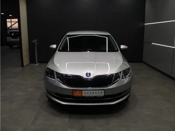 Skoda Octavia III (A7) Рестайлинг с пробегом 2018 года, цена 2 079 000 рублей, 124000 км, лифтбек, Автокод Объявления