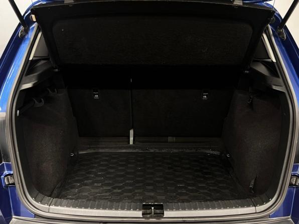 Skoda Karoq I с пробегом 2021 года, цена 1 999 000 рублей, 140769 км, внедорожник, Автокод Объявления