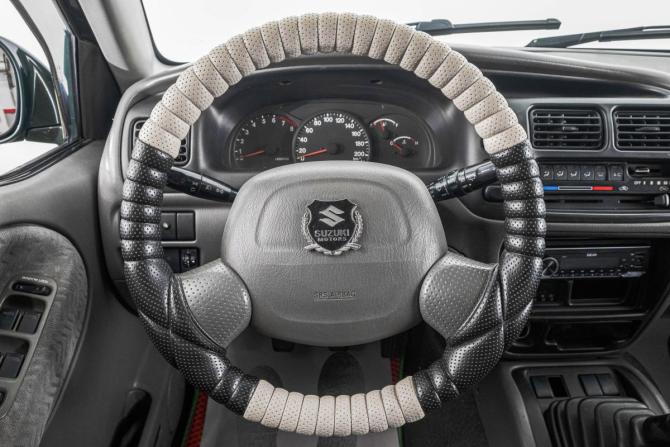 Suzuki Grand Vitara I Рестайлинг с пробегом 2002 года, цена 559 000 рублей, 284000 км, внедорожник, Автокод Объявления