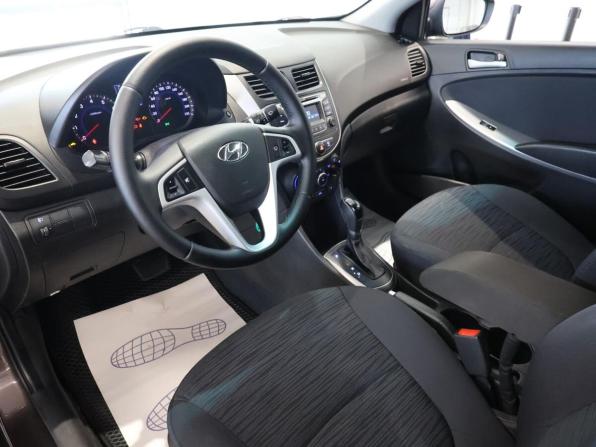 Hyundai Solaris I Рестайлинг с пробегом 2016 года, цена 1 080 000 рублей, 140665 км, седан, Автокод Объявления