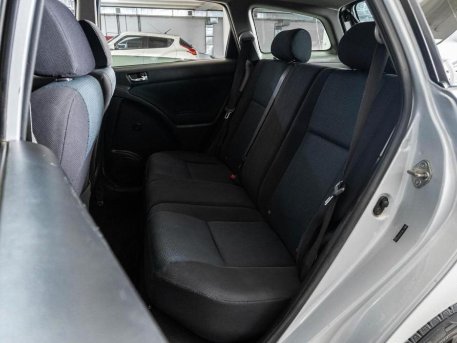Toyota Matrix I (E130) Ставрополь  - изображение 11