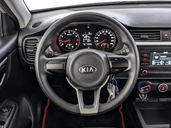 Kia Rio IV Рестайлинг с пробегом 2020 года, цена 1 600 000 рублей, 23105 км, седан, Автокод Объявления