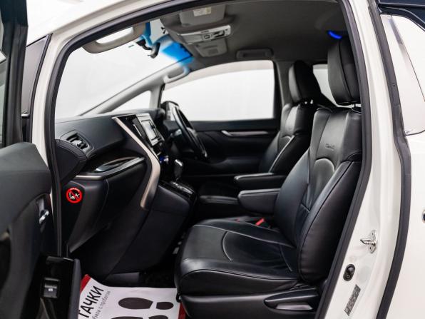 Toyota Alphard III с пробегом 2015 года, цена 3 280 000 рублей, 94151 км, минивэн, Автокод Объявления