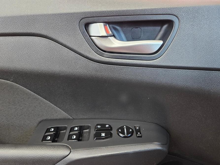 Hyundai Solaris II Вологда  - изображение 17