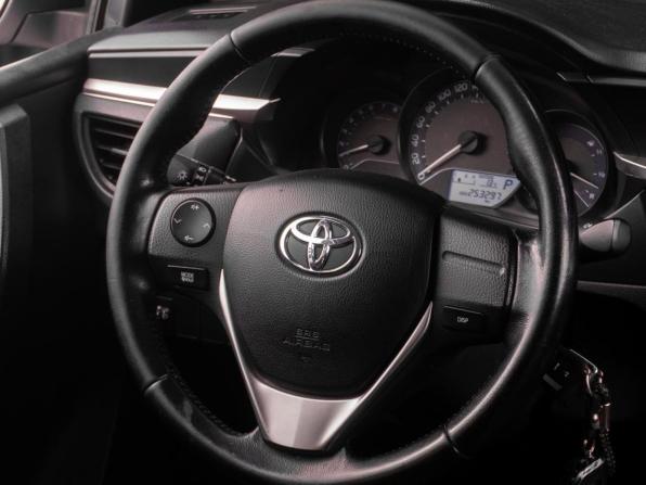 Toyota Corolla XI (E160 E170 E180) с пробегом 2015 года, цена 1 289 000 рублей, 253297 км, седан, Автокод Объявления