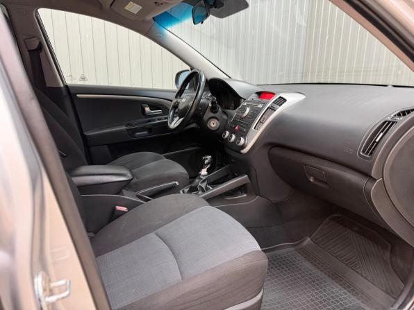 Kia Ceed I Рестайлинг с пробегом 2012 года, цена 820 000 рублей, 200942 км, универсал, Автокод Объявления
