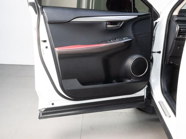 Lexus NX I Рестайлинг с пробегом 2019 года, цена 3 549 000 рублей, 143482 км, внедорожник, Автокод Объявления