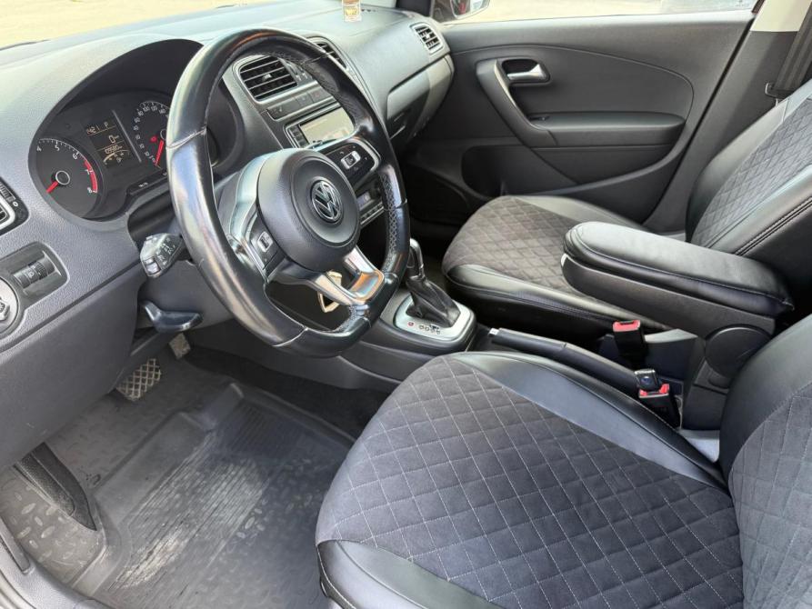 Volkswagen Polo V Рестайлинг Курган  - изображение 7