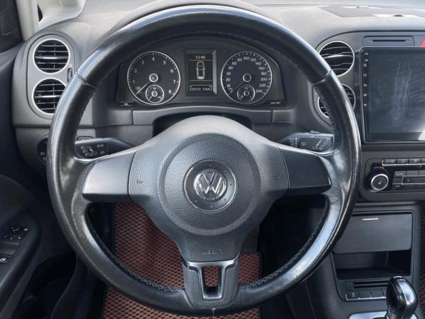 Volkswagen Golf VI с пробегом 2010 года, цена 640 000 рублей, 222112 км, хэтчбек, Автокод Объявления