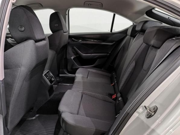 Skoda Octavia IV (A8) с пробегом 2021 года, цена 2 425 000 рублей, 53778 км, лифтбек, Автокод Объявления