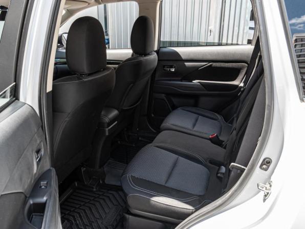 Mitsubishi Outlander III Рестайлинг 3 с пробегом 2021 года, цена 2 665 000 рублей, 60589 км, внедорожник, Автокод Объявления