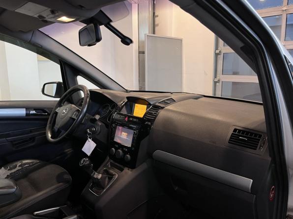 Opel Zafira B Рестайлинг с пробегом 2010 года, цена 484 000 рублей, 353453 км, компактвэн, Автокод Объявления