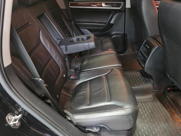 Volkswagen Touareg II с пробегом 2011 года, цена 1 780 000 рублей, 267837 км, внедорожник, Автокод Объявления