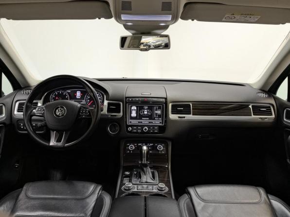 Volkswagen Touareg II Рестайлинг с пробегом 2015 года, цена 2 795 000 рублей, 111057 км, внедорожник, Автокод Объявления