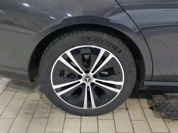Mercedes-Benz E-Класс V (W213 S213 C238) Рестайлинг с пробегом 2021 года, цена 3 570 000 рублей, 55211 км, седан, Автокод Объявления