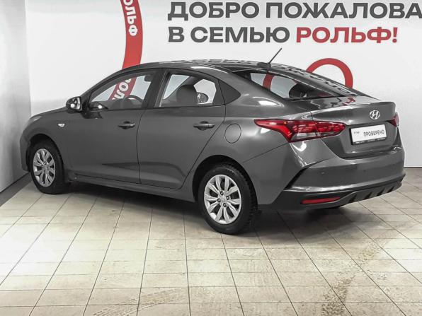 Hyundai Solaris II Рестайлинг с пробегом 2021 года, цена 1 372 000 рублей, 98000 км, седан, Автокод Объявления