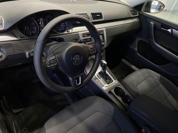 Volkswagen Passat B7 с пробегом 2011 года, цена 1 169 900 рублей, 230000 км, седан, Автокод Объявления
