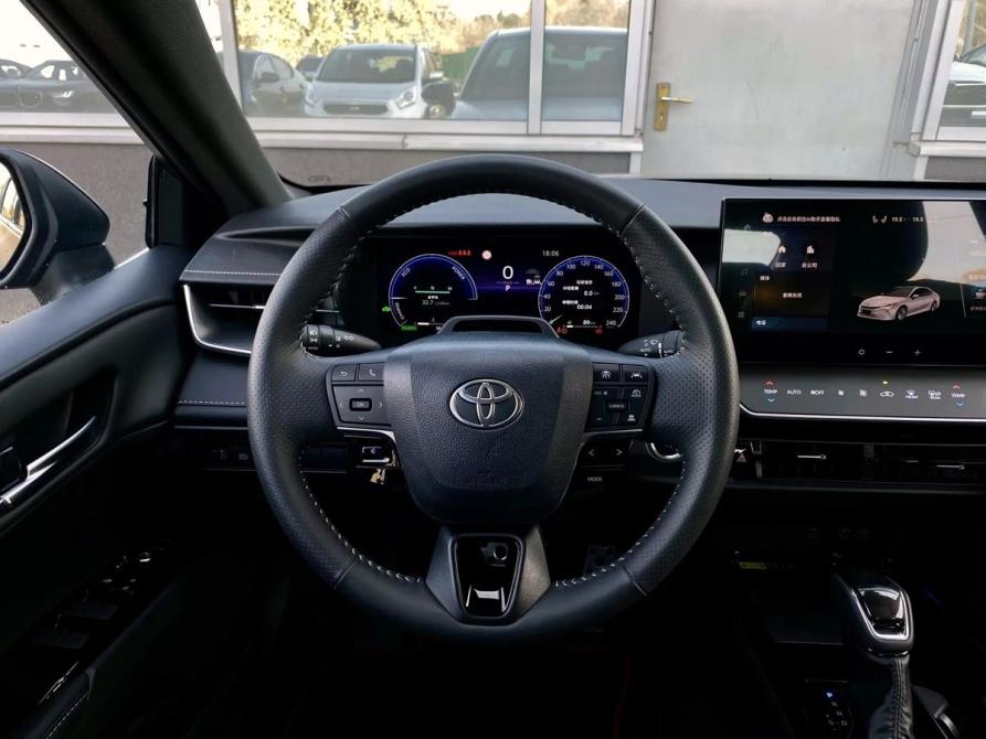 Toyota Camry IX (XV80) China Market Москва  - изображение 20
