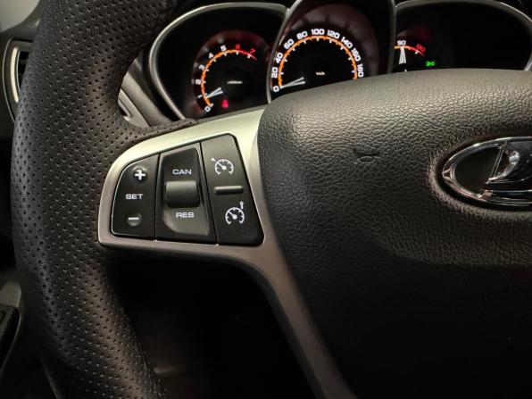 Lada (ВАЗ) Vesta I с пробегом 2019 года, цена 949 000 рублей, 121968 км, универсал, Автокод Объявления
