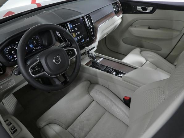 Volvo XC60 II с пробегом 2018 года, цена 4 370 000 рублей, 20180 км, внедорожник, Автокод Объявления