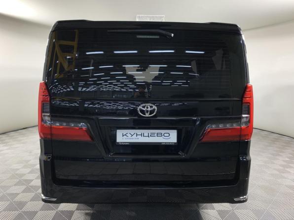 Toyota HiAce H300 с пробегом 2020 года, цена 5 280 000 рублей, 124205 км, минивэн, Автокод Объявления