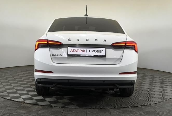 Skoda Rapid II с пробегом 2022 года, цена 1 686 000 рублей, 96549 км, лифтбек, Автокод Объявления