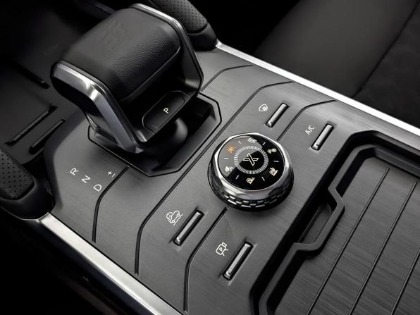 JETOUR T2 с пробегом 2025 года, цена 3 999 000 рублей, 6019 км, внедорожник, Автокод Объявления