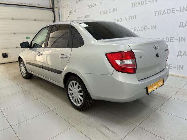 Lada (ВАЗ) Granta I с пробегом 2017 года, цена 399 000 рублей, 121000 км, седан, Автокод Объявления