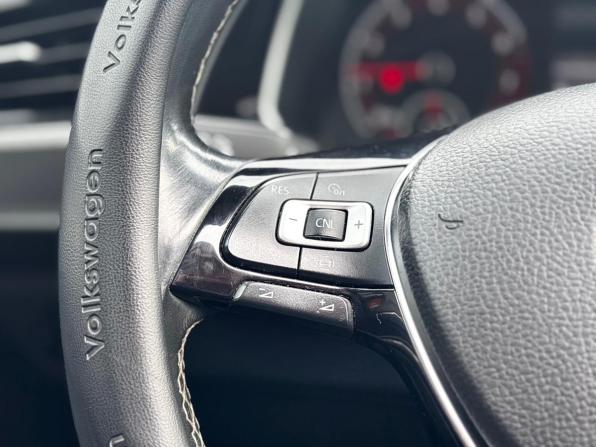Volkswagen Jetta VII с пробегом 2020 года, цена 2 100 000 рублей, 157124 км, седан, Автокод Объявления