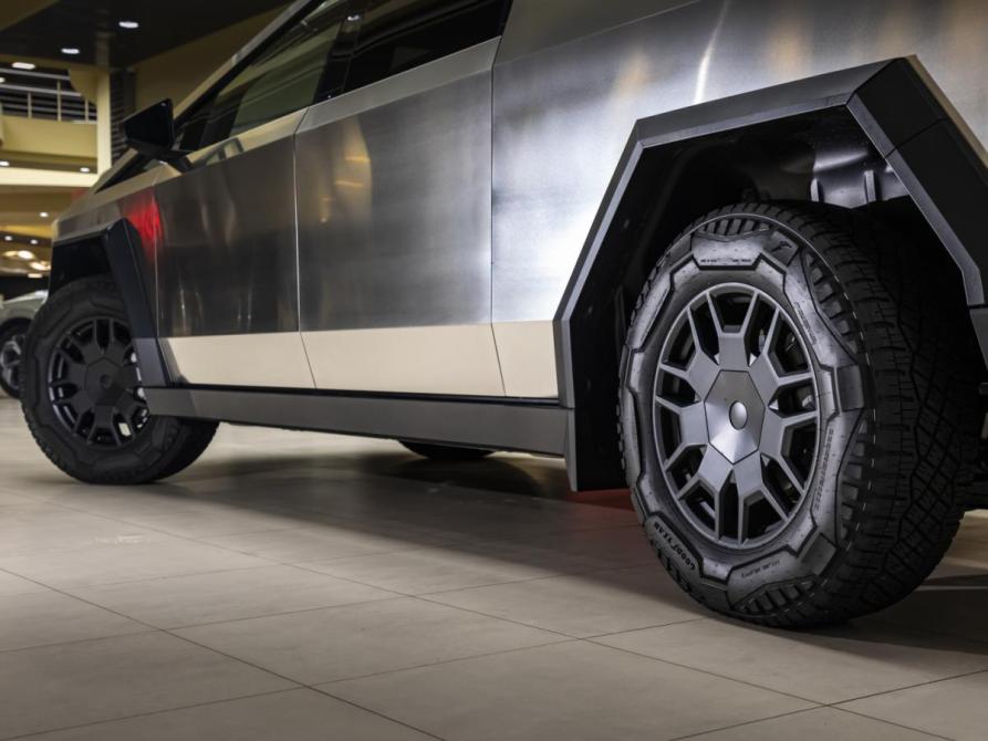 Tesla Cybertruck Москва  - изображение 11