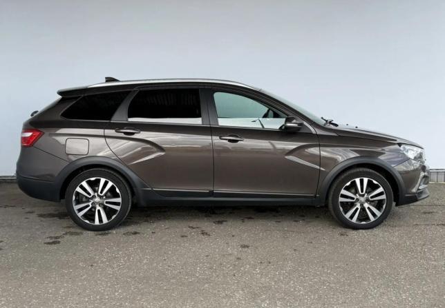 Lada (ВАЗ) Vesta I с пробегом 2018 года, цена 985 000 рублей, 81316 км, универсал, Автокод Объявления