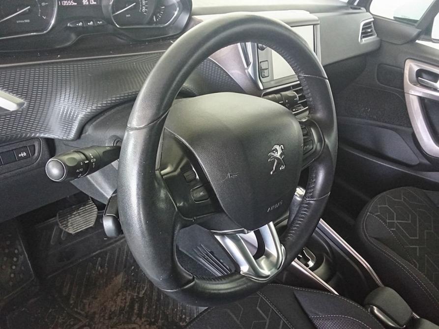 Peugeot 2008 I Москва  - изображение 12