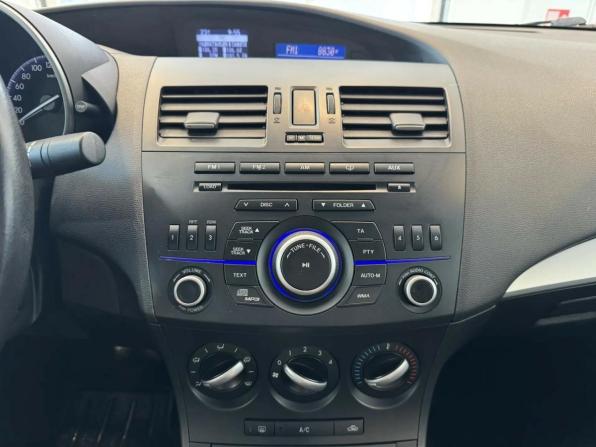 Mazda 3 II (BL) Рестайлинг с пробегом 2012 года, цена 879 000 рублей, 203857 км, седан, Автокод Объявления