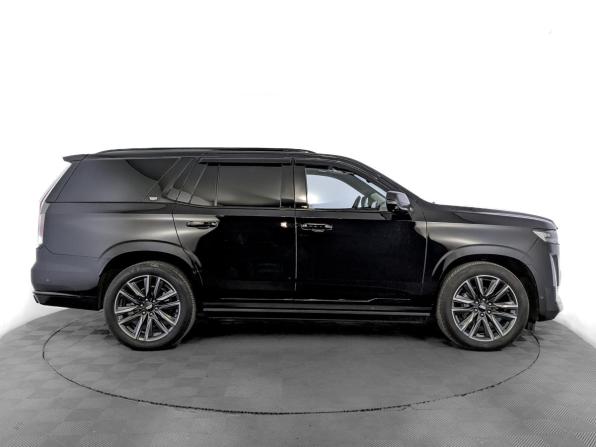 Cadillac Escalade V с пробегом 2023 года, цена 11 300 000 рублей, 44019 км, внедорожник, Автокод Объявления