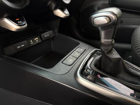 Kia Rio IV с пробегом 2018 года, цена 1 095 000 рублей, 200171 км, седан, Автокод Объявления