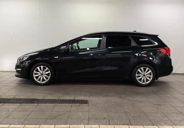 Kia Ceed II Рестайлинг с пробегом 2018 года, цена 1 390 000 рублей, 108000 км, универсал, Автокод Объявления