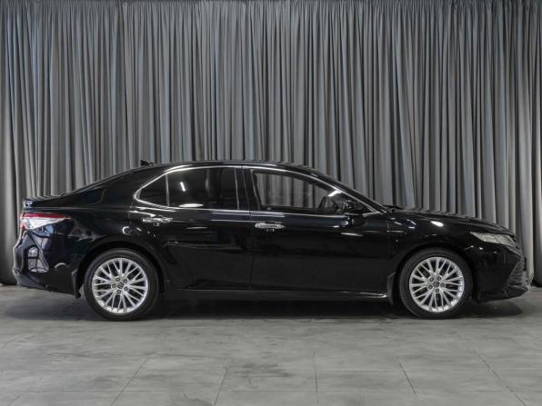 Toyota Camry VIII (XV70) с пробегом 2019 года, цена 2 699 000 рублей, 171714 км, седан, Автокод Объявления