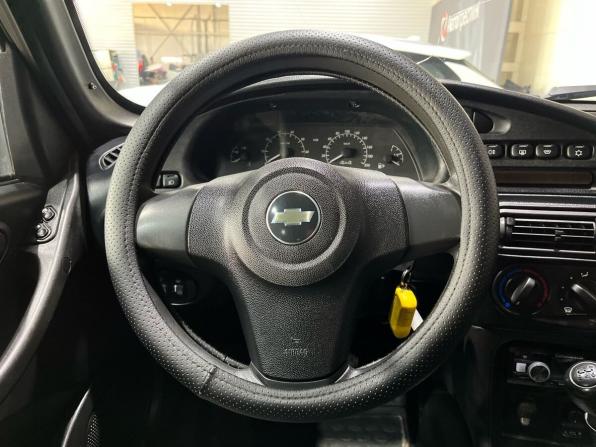 Chevrolet Niva I Рестайлинг с пробегом 2017 года, цена 680 000 рублей, 96389 км, внедорожник, Автокод Объявления