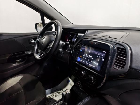 Renault Kaptur I Рестайлинг с пробегом 2021 года, цена 1 425 000 рублей, 140011 км, внедорожник, Автокод Объявления