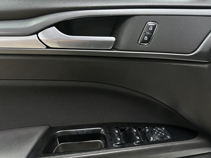 Ford Mondeo V Москва  - изображение 17