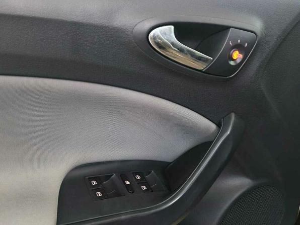 SEAT Ibiza IV Рестайлинг с пробегом 2013 года, цена 695 000 рублей, 116672 км, хэтчбек, Автокод Объявления