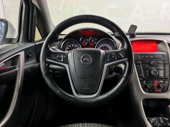 Opel Astra J с пробегом 2011 года, цена 618 000 рублей, 137500 км, хэтчбек, Автокод Объявления