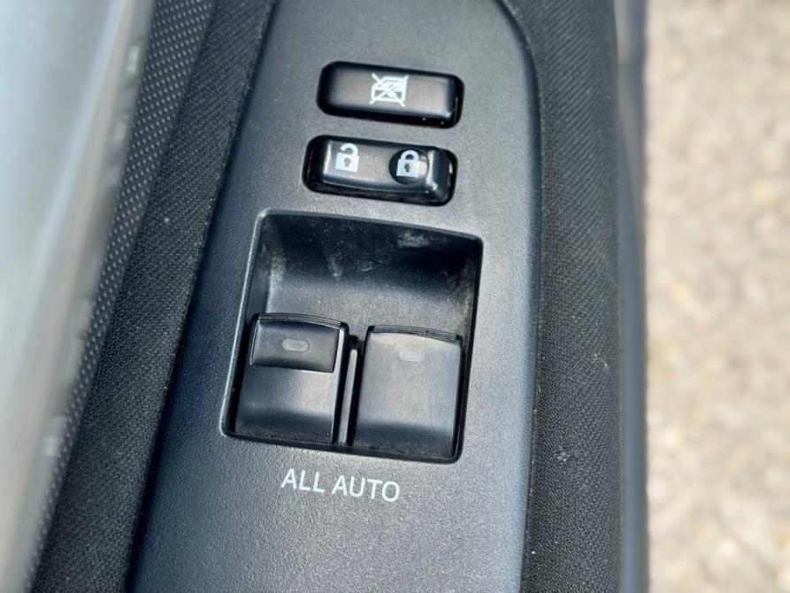 Toyota Auris I Рестайлинг Пермь  - изображение 14