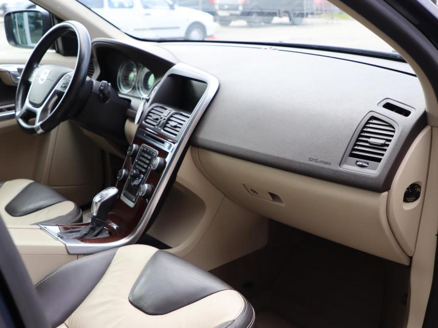 Volvo XC60 I Санкт-Петербург  - изображение 9