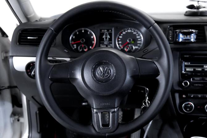 Volkswagen Jetta VI с пробегом 2012 года, цена 810 000 рублей, 198045 км, седан, Автокод Объявления