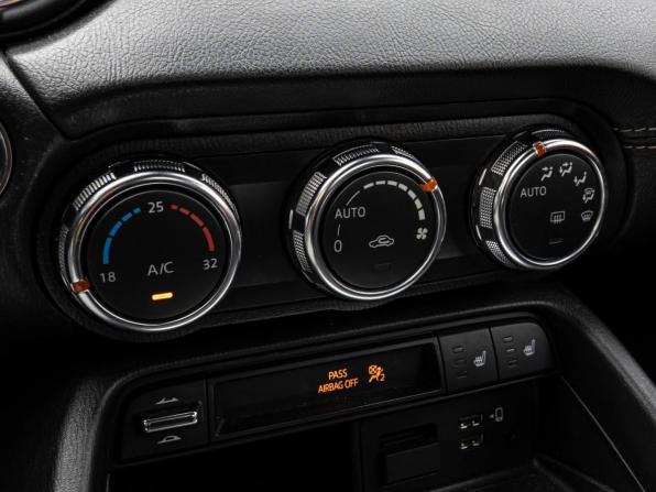 Mazda MX-5 IV (ND) с пробегом 2020 года, цена 2 970 000 рублей, 16961 км, родстер, Автокод Объявления