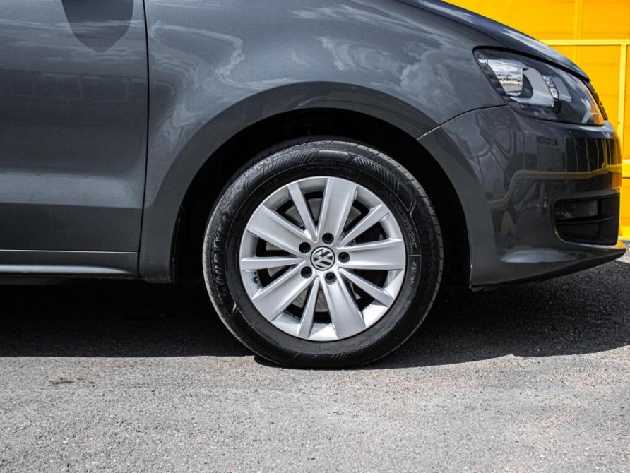 Volkswagen Sharan II Рестайлинг Москва  - изображение 16