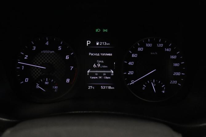Hyundai Solaris II Рестайлинг с пробегом 2021 года, цена 1 654 000 рублей, 53118 км, седан, Автокод Объявления