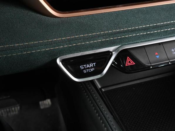 Geely Monjaro I с пробегом 2023 года, цена 3 729 000 рублей, 527 км, внедорожник, Автокод Объявления