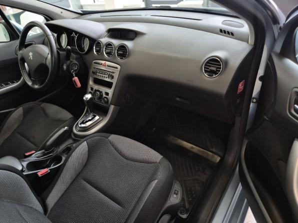 Peugeot 308 I Рестайлинг с пробегом 2012 года, цена 699 000 рублей, 68517 км, хэтчбек, Автокод Объявления